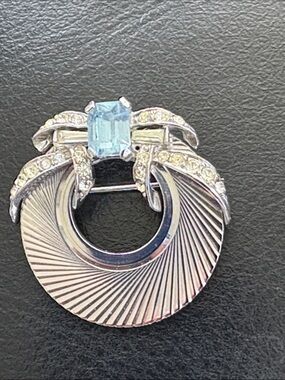 Vintage Signed Marcel Boucher 3010 Brooch Pin Rhodium Art Deco Ribbon Swirl